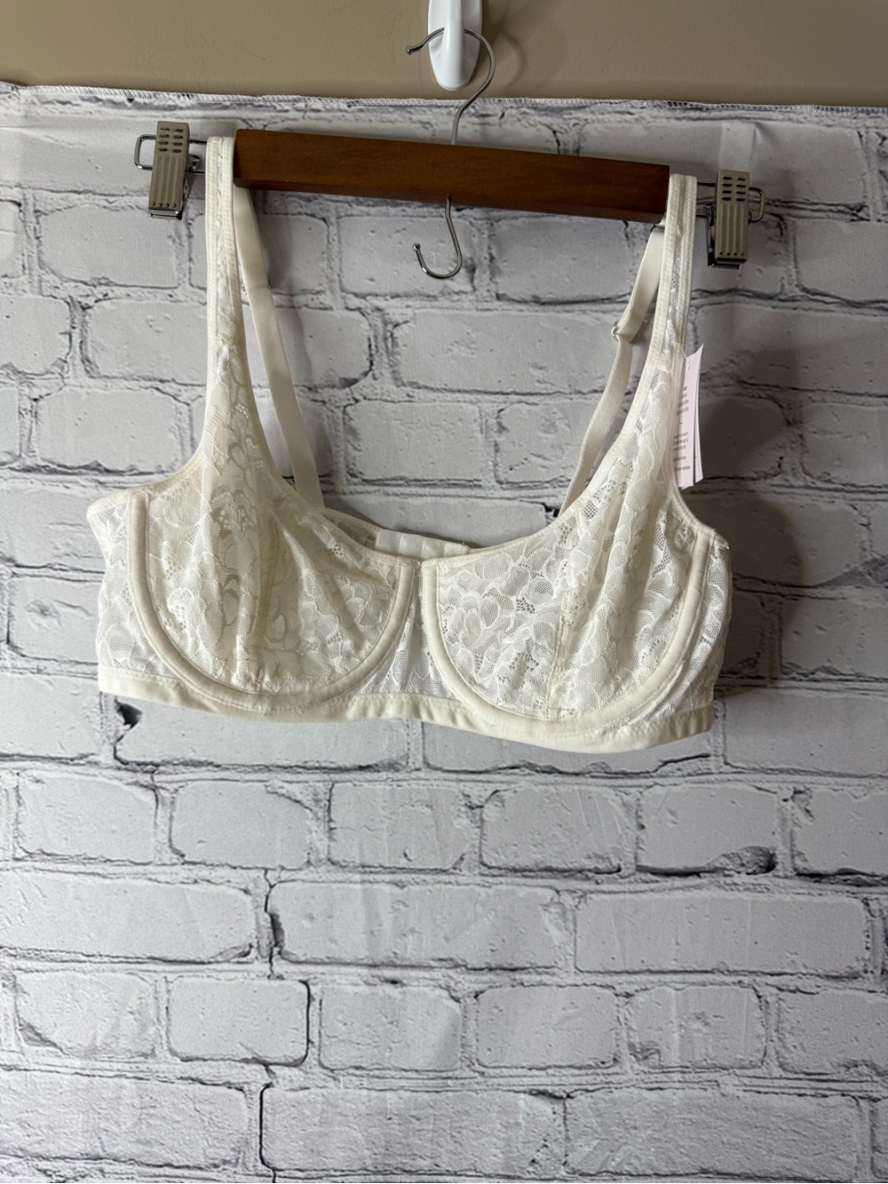 NWT Auden laceUnderwire Bralette in Cream - Women Intimates & Sleepwear 38B